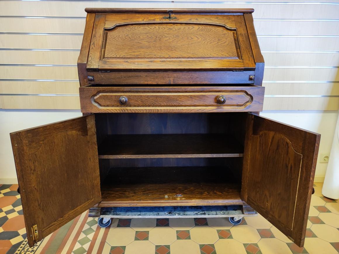 Secretaire
