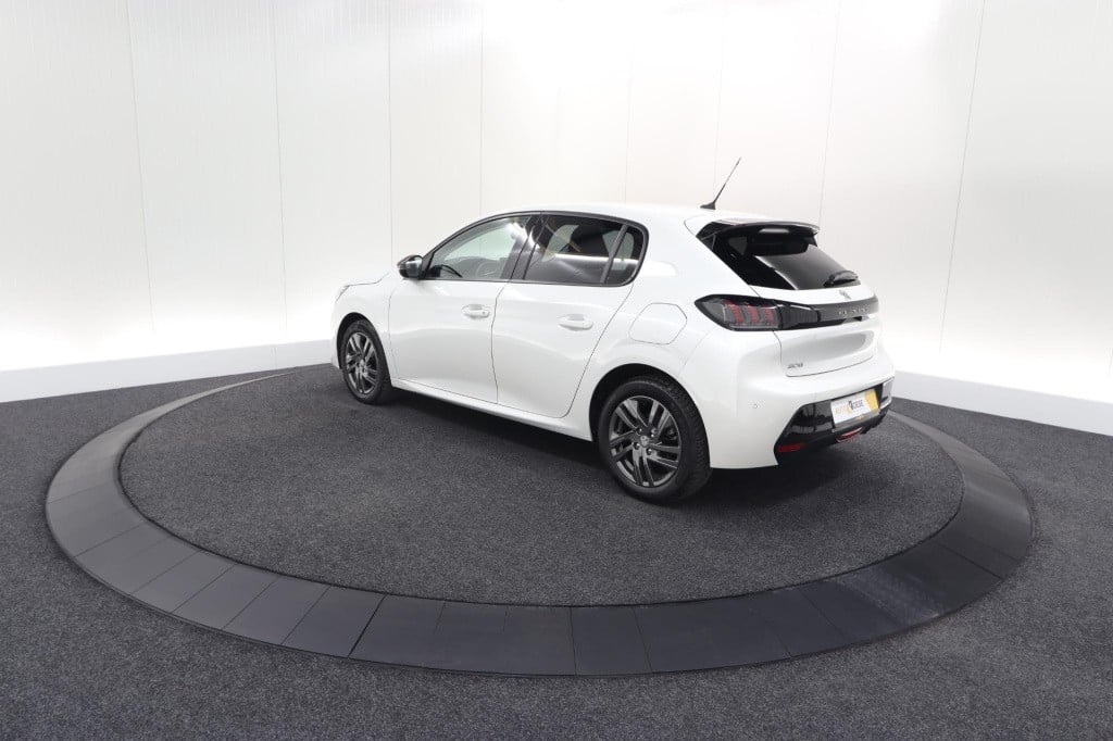 Peugeot 208 puretech 100 eat8 allure pack | camera | apple carplay | parkee