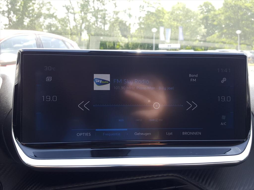Peugeot 208 allure 1.2 pt-100pk navigatie | 3d-cockpit | apple carplay&andr