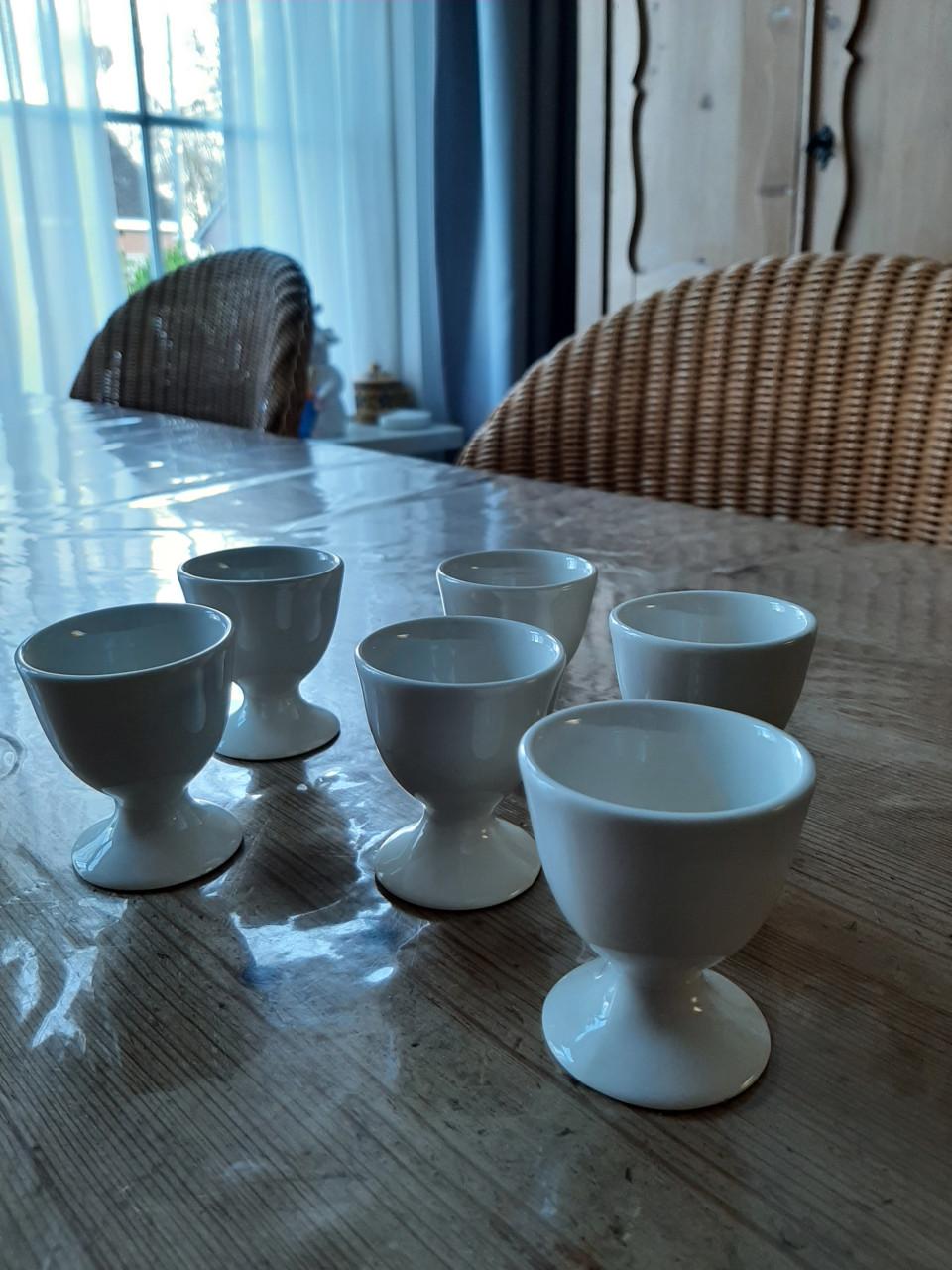 ROYAL  BOCH - 6 EIERDOPJES