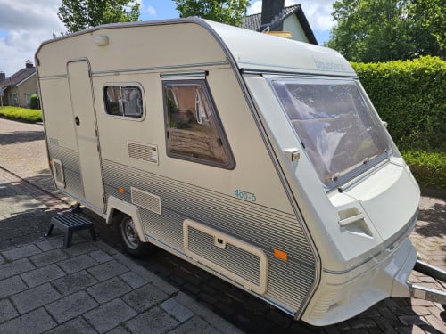 Beyerland vitesse 400 d met voortent