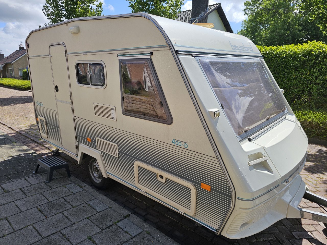 Beyerland vitesse 400 d met voortent