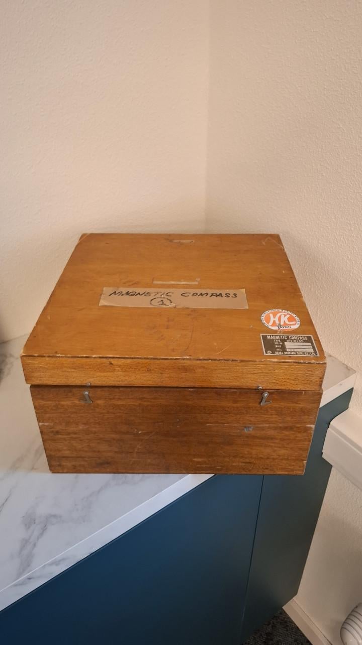 Groot magnetisch kompas uit 1991