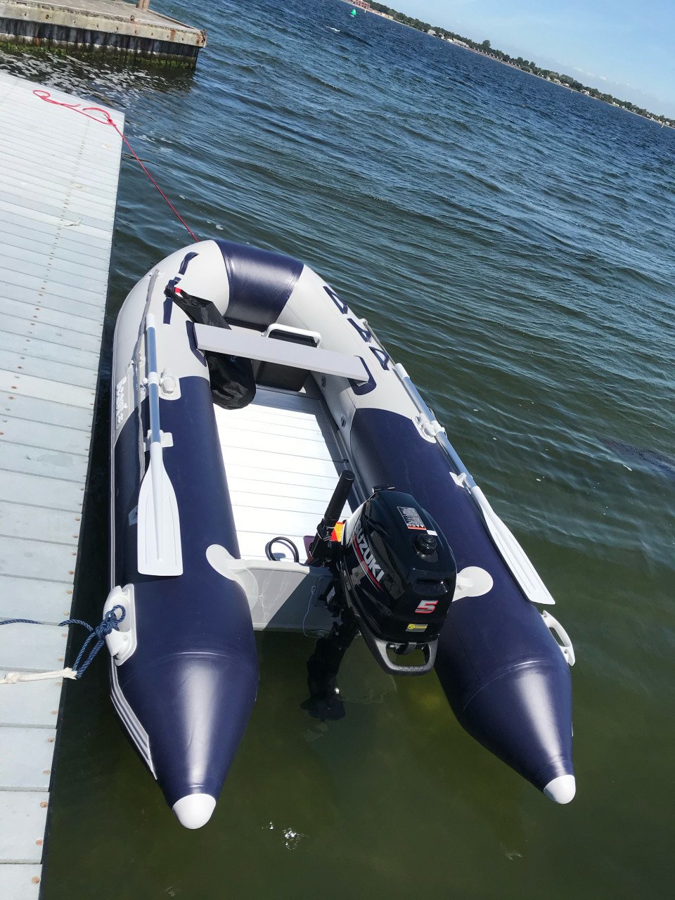 Rubberboot (2020) + Suzuki (2020) buitenboordmotor 5 pk + accessoires