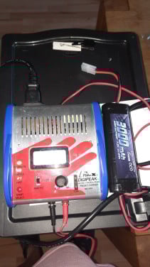 Rc acculader
