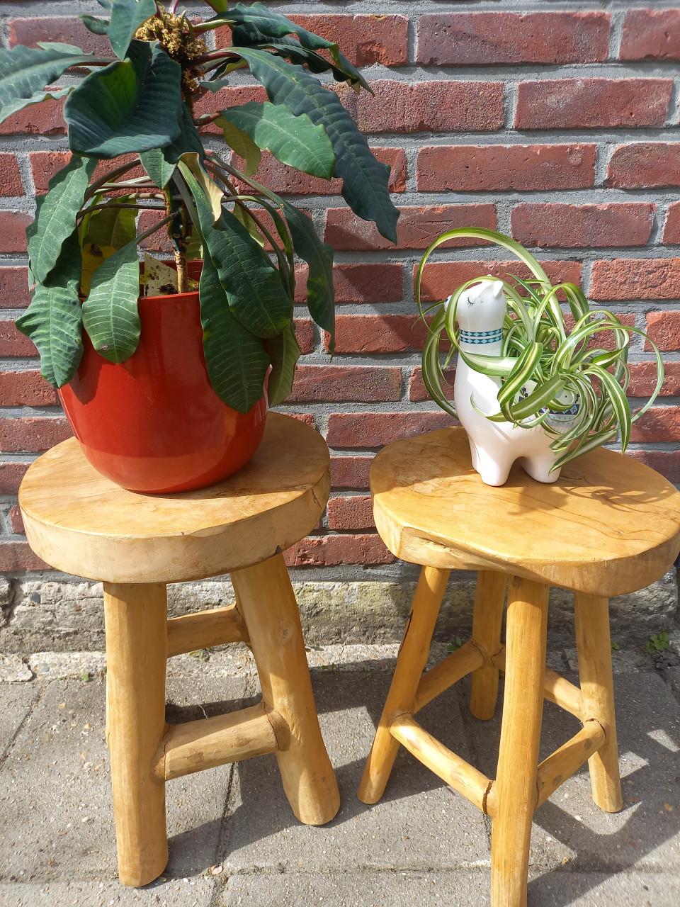 Houten krukjes