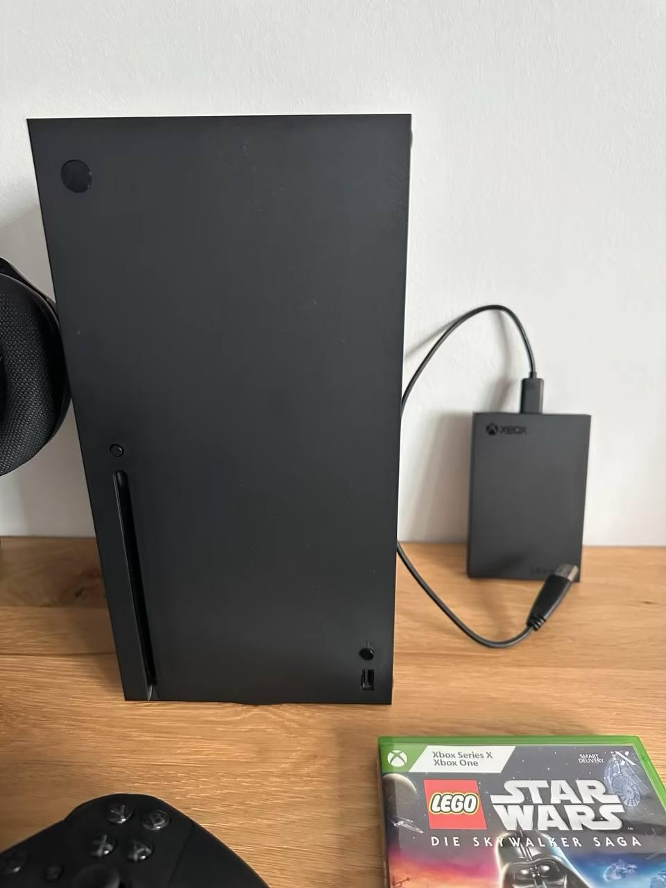 Xbox Series X Konsole - TOP Zustand Inkl. 2 Controller, 2TB SSID