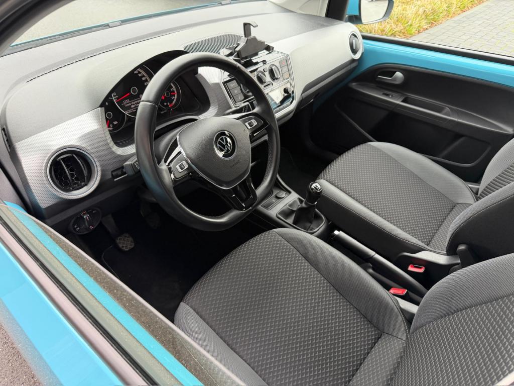 Volkswagen UP! 1.0 active 5-deurs | stoelverwarming | lichtmetalen velgen |