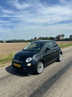 Fiat 500 zwart
