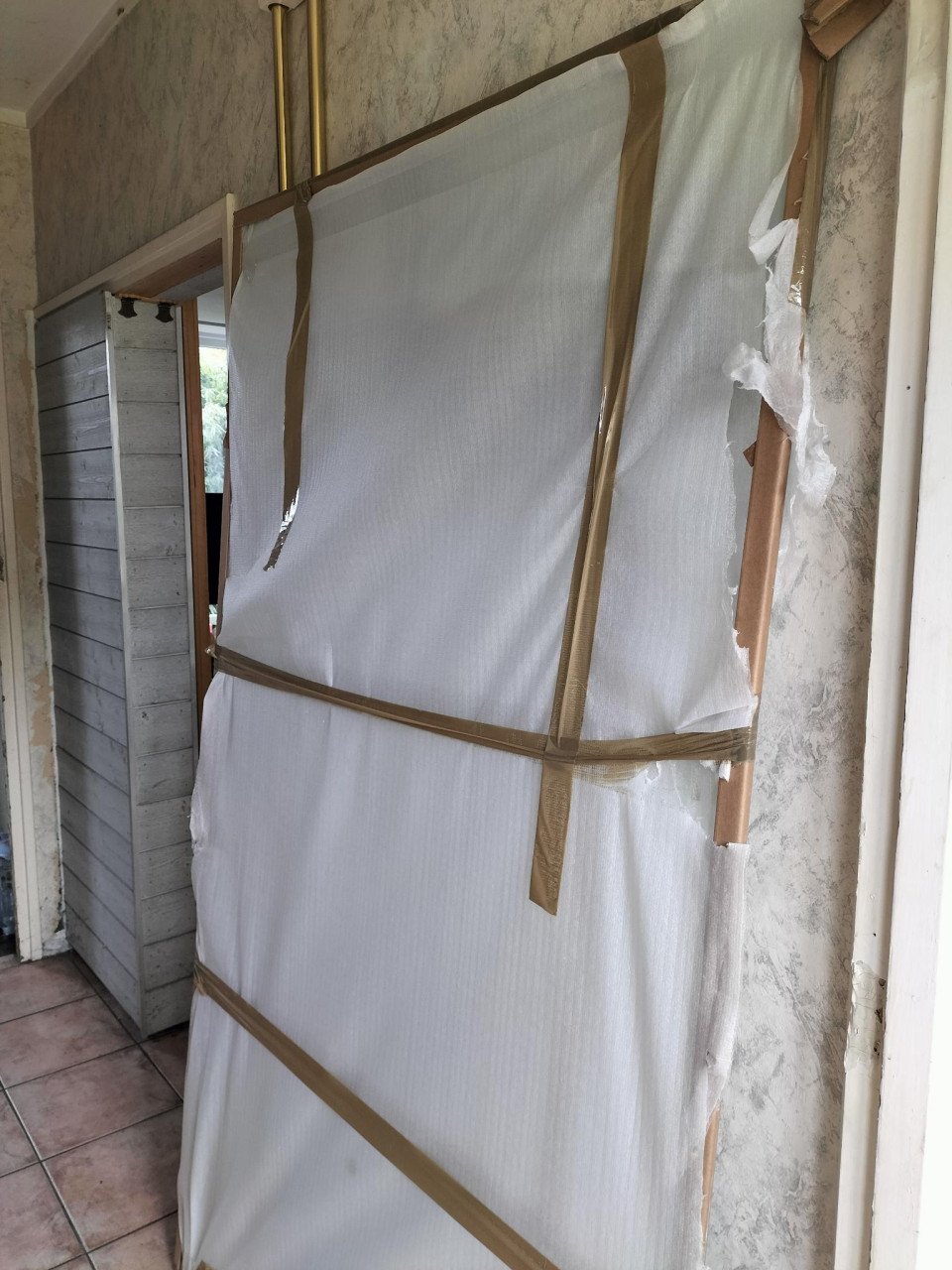 Nieuwe glazen douchewand GERESERVEERD