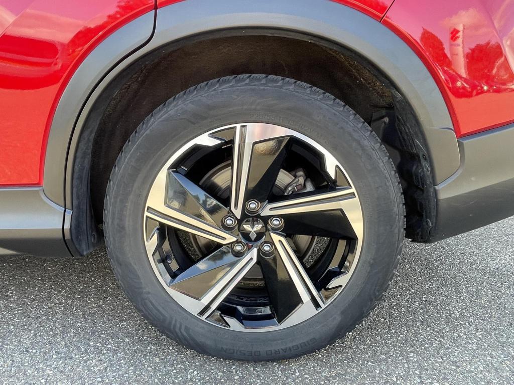 Mitsubishi Eclipse Cross 2.4 phev intense+