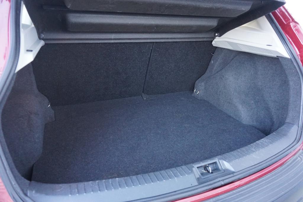 Nissan Qashqai 2.0 acenta airco / cruise / elektr. ramen / parkeers. / trek