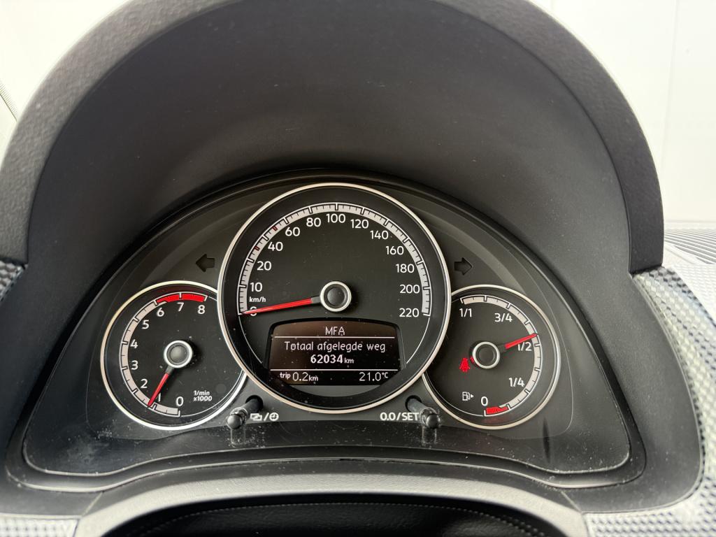 Volkswagen UP! 1.0 65pk 5drs. cruise | apps | camera