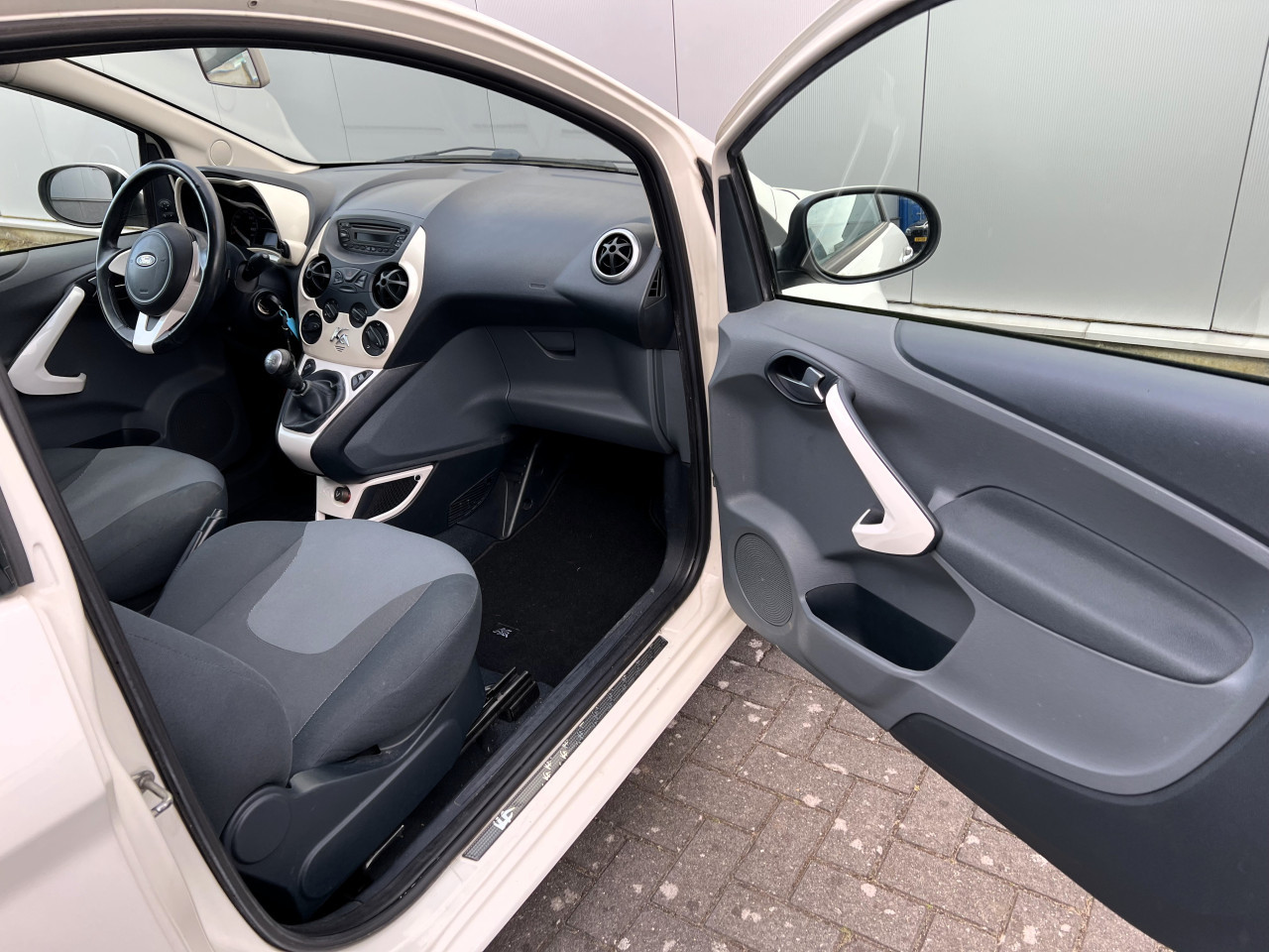 Ford Ka Titanium bouwj. 8-2010  km stand 151.534