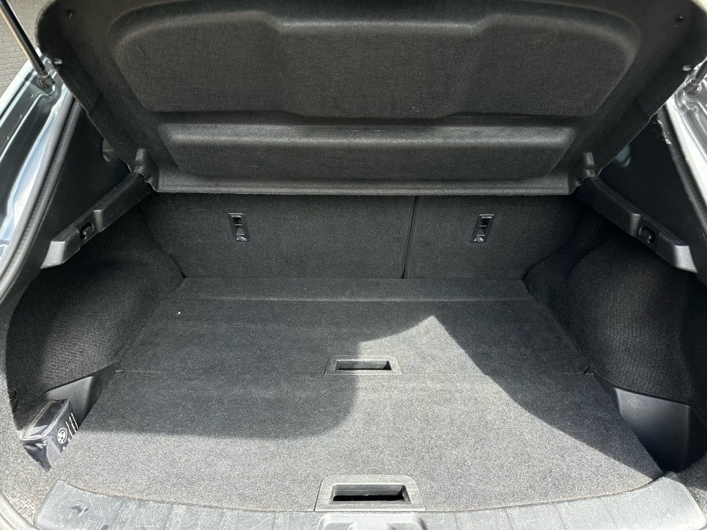 Nissan Qashqai 1.6 turbo tekna // 1500kg trekvermorgen //