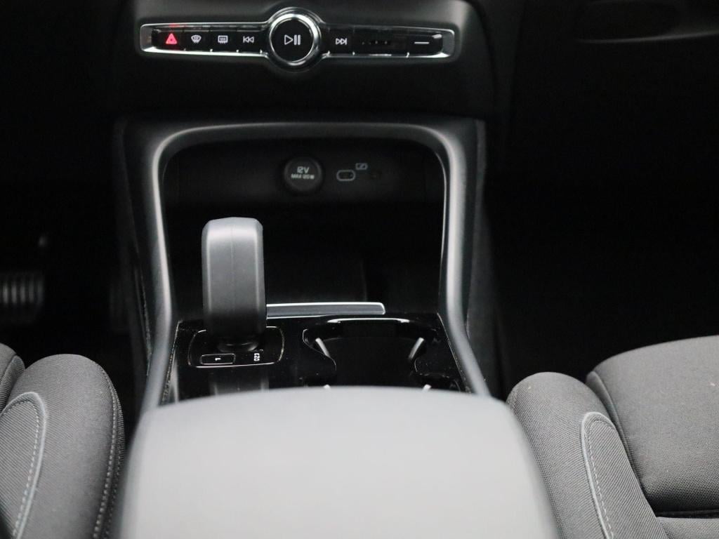 Volvo XC40 recharge core | automaat | apple carplay / android auto | virtua