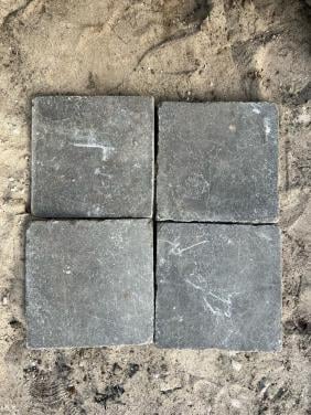 Belgisch hardsteen tegeltjes