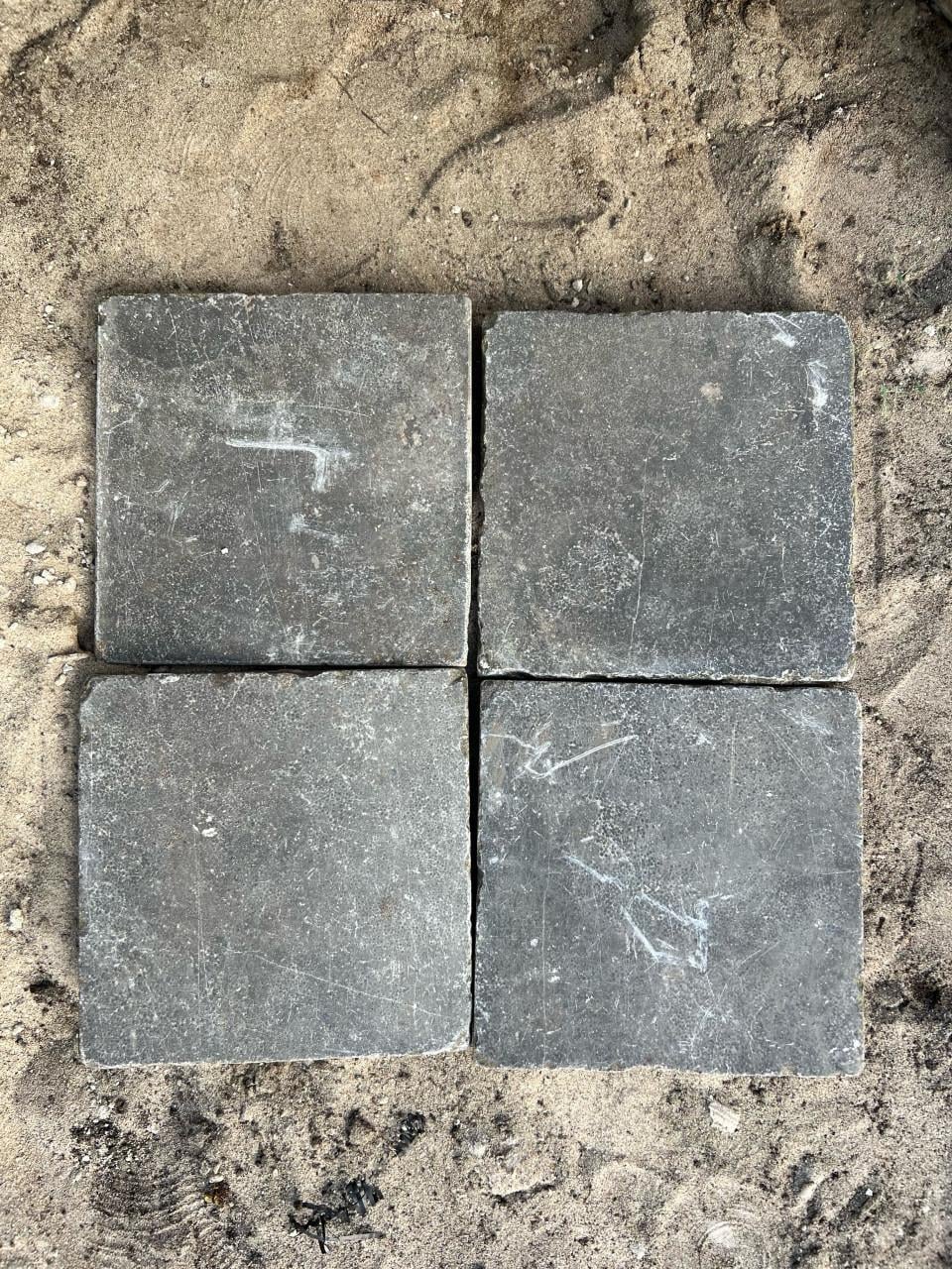 Belgisch hardsteen tegeltjes