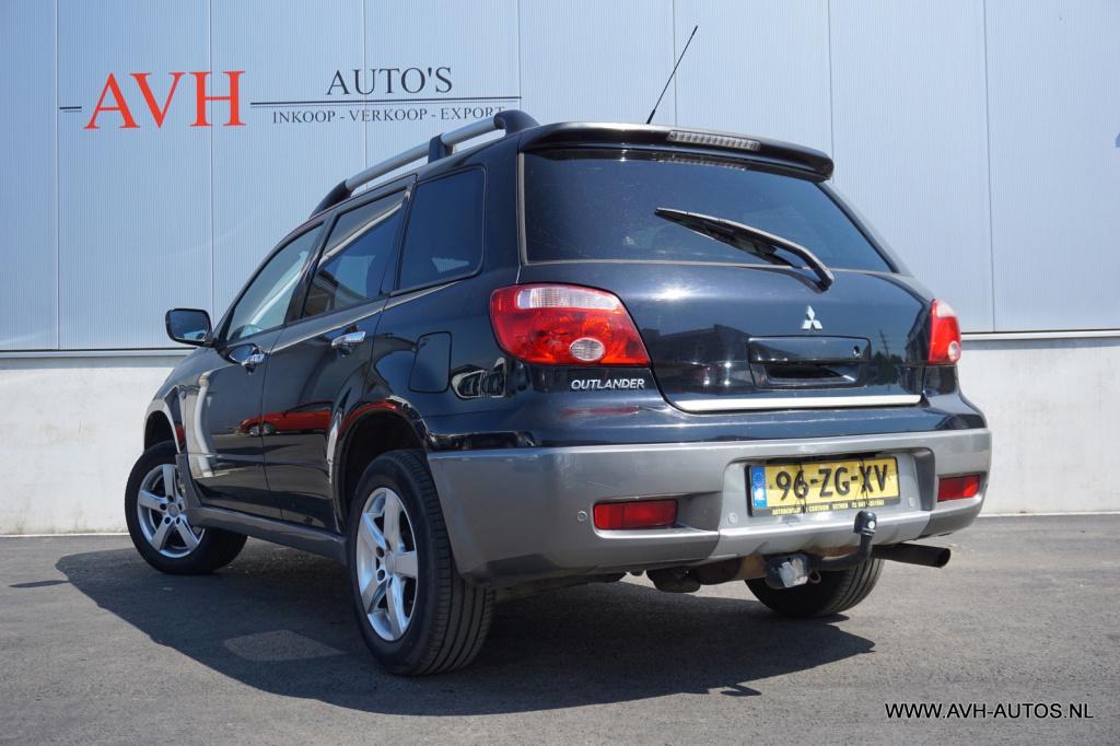 Mitsubishi Outlander 2.0 invite+