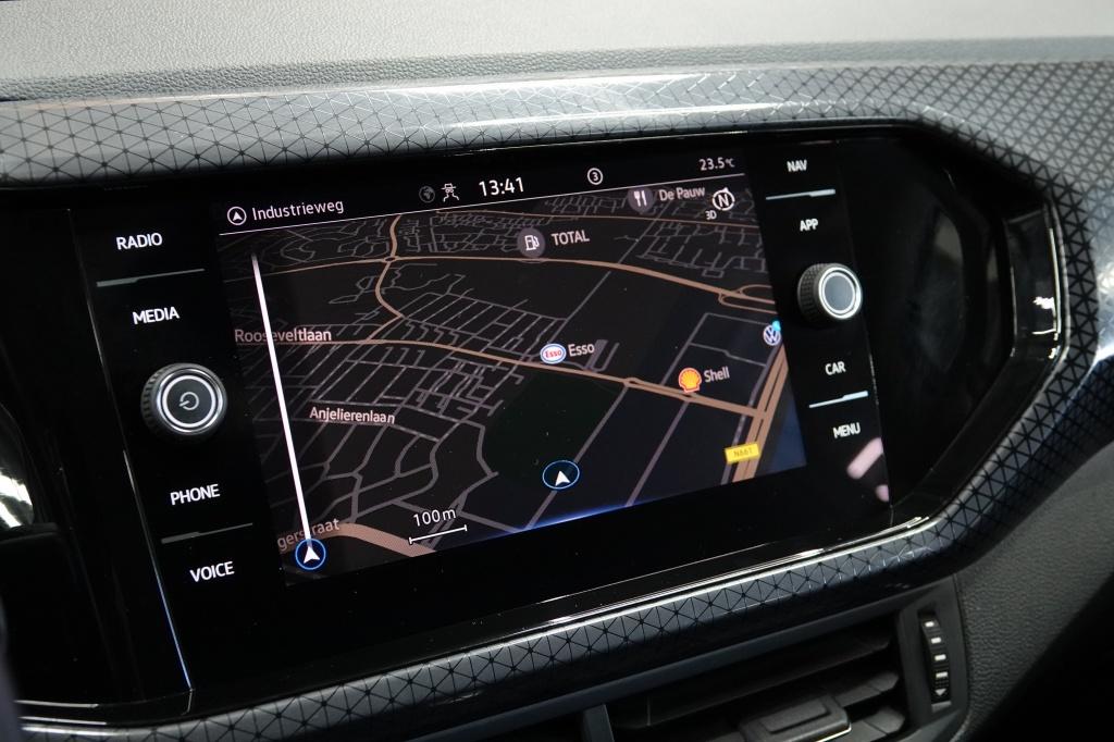 Volkswagen T-cross 1.0 tsi | carplay | acc | stoelverw. | pdc |