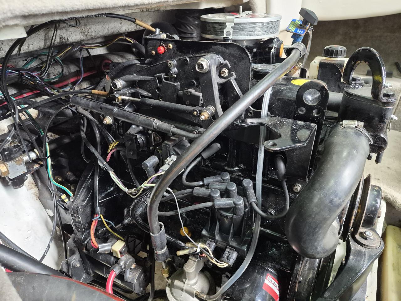 Maxum 1800 SR bowrider speedboot 135PK Mercruiser