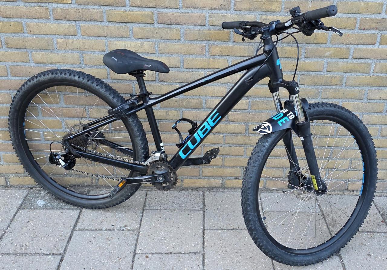 Cube aim 27,5 "
