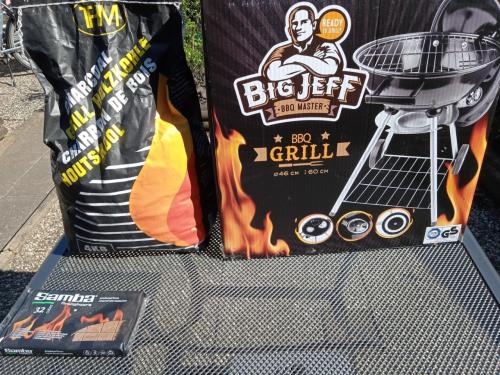 BBQ nieuw in de doos