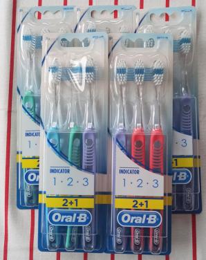 15st=€5 / Oral-B tandenborstels Indicator 1-2-3 -