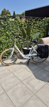 Dames/moederfiets in prima staat