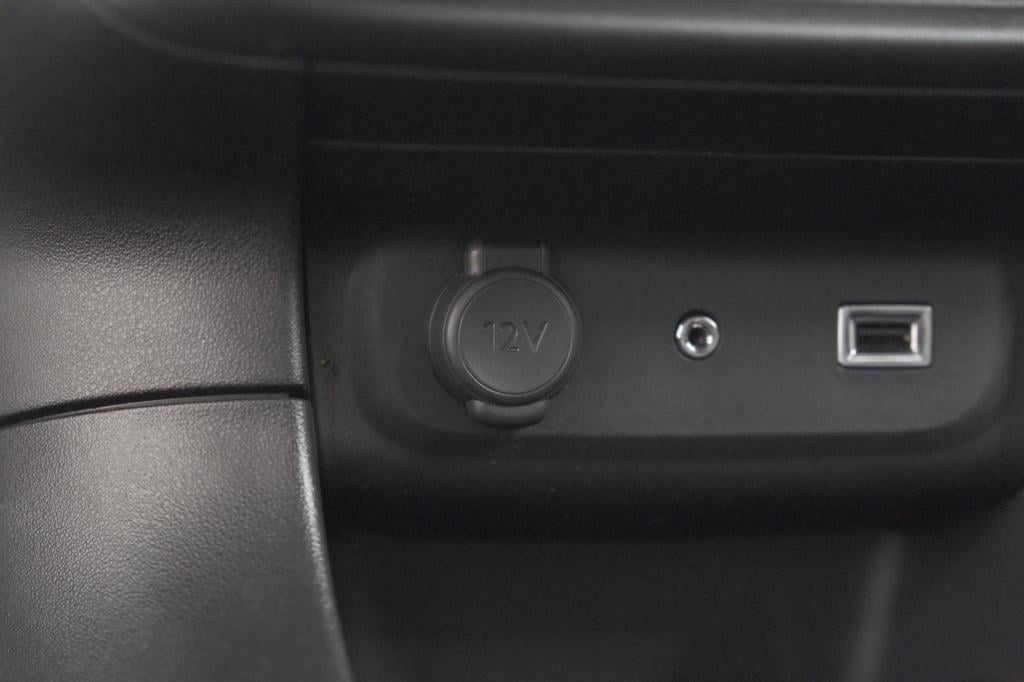 Citroen C3 puretech 82 feel | parkeersensoren | apple carplay | navigatie |