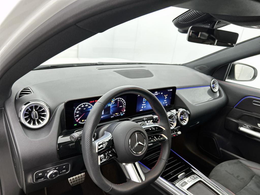 Mercedes-Benz Gla-klasse 250 e amg plug-in hybride amg line | night pakket 