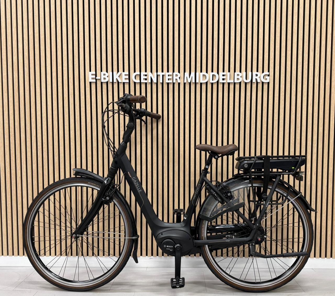 Gazelle Orange C8 Bosch Active Line Plus 500Wh 49CM