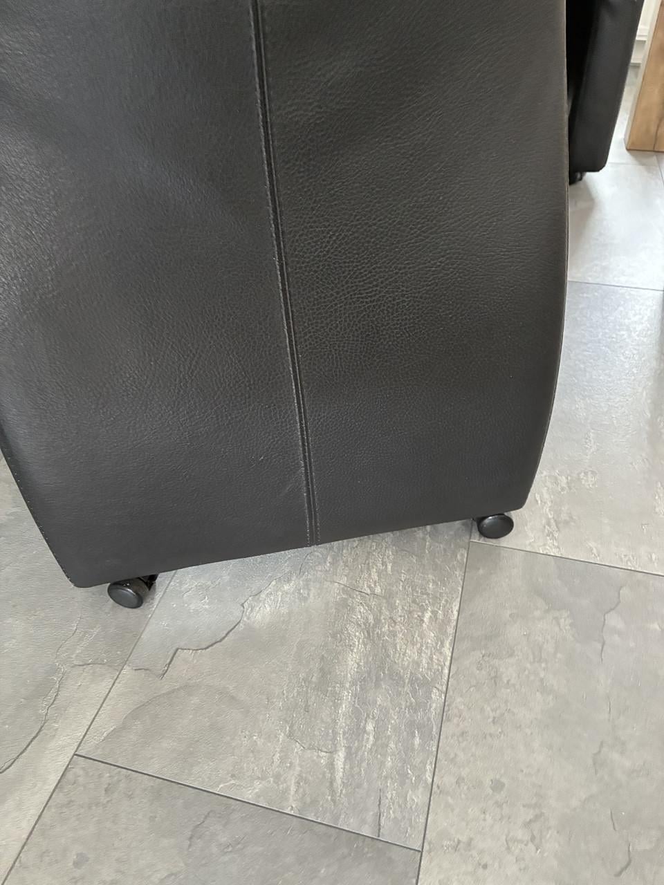GRATIS ophalen 4 leren eettafel stoelen