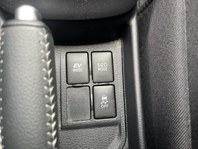 Toyota Yaris 1.5 hybrid active