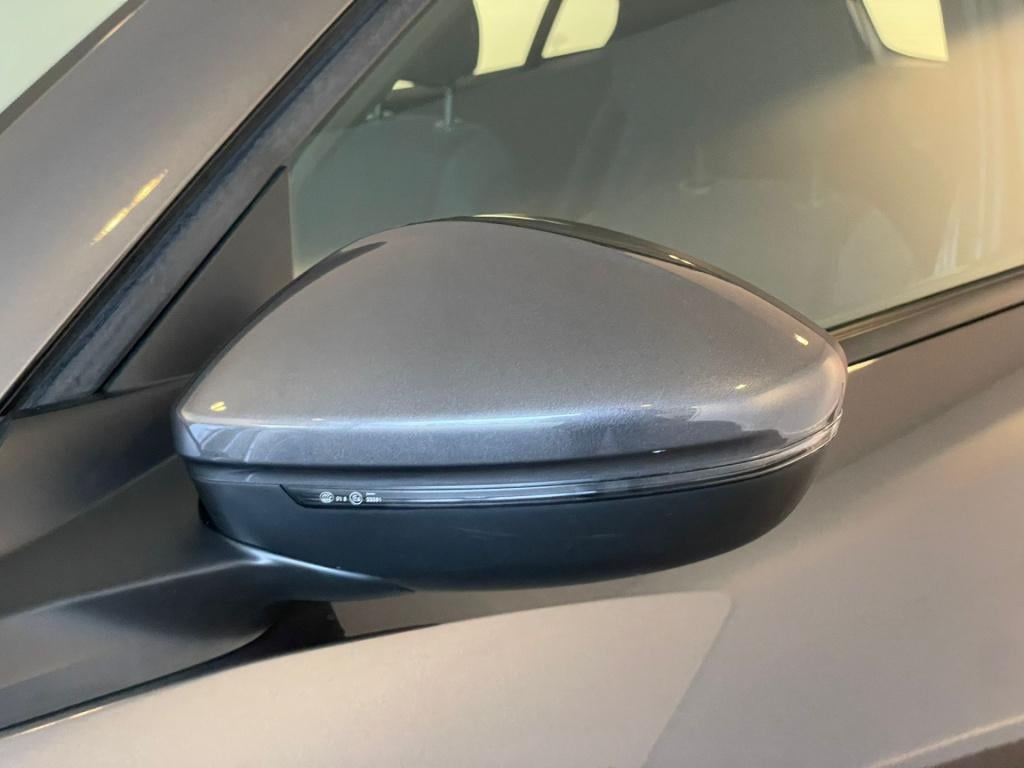 Peugeot 2008 1.2 puretech active pack