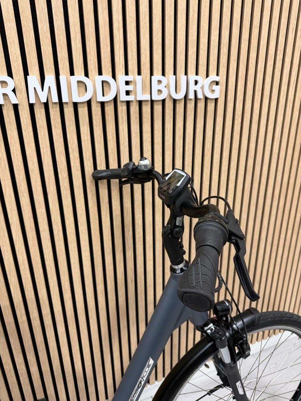 Velo de Ville Premium Bosch Active Line 50CM 6076KM 400Wh