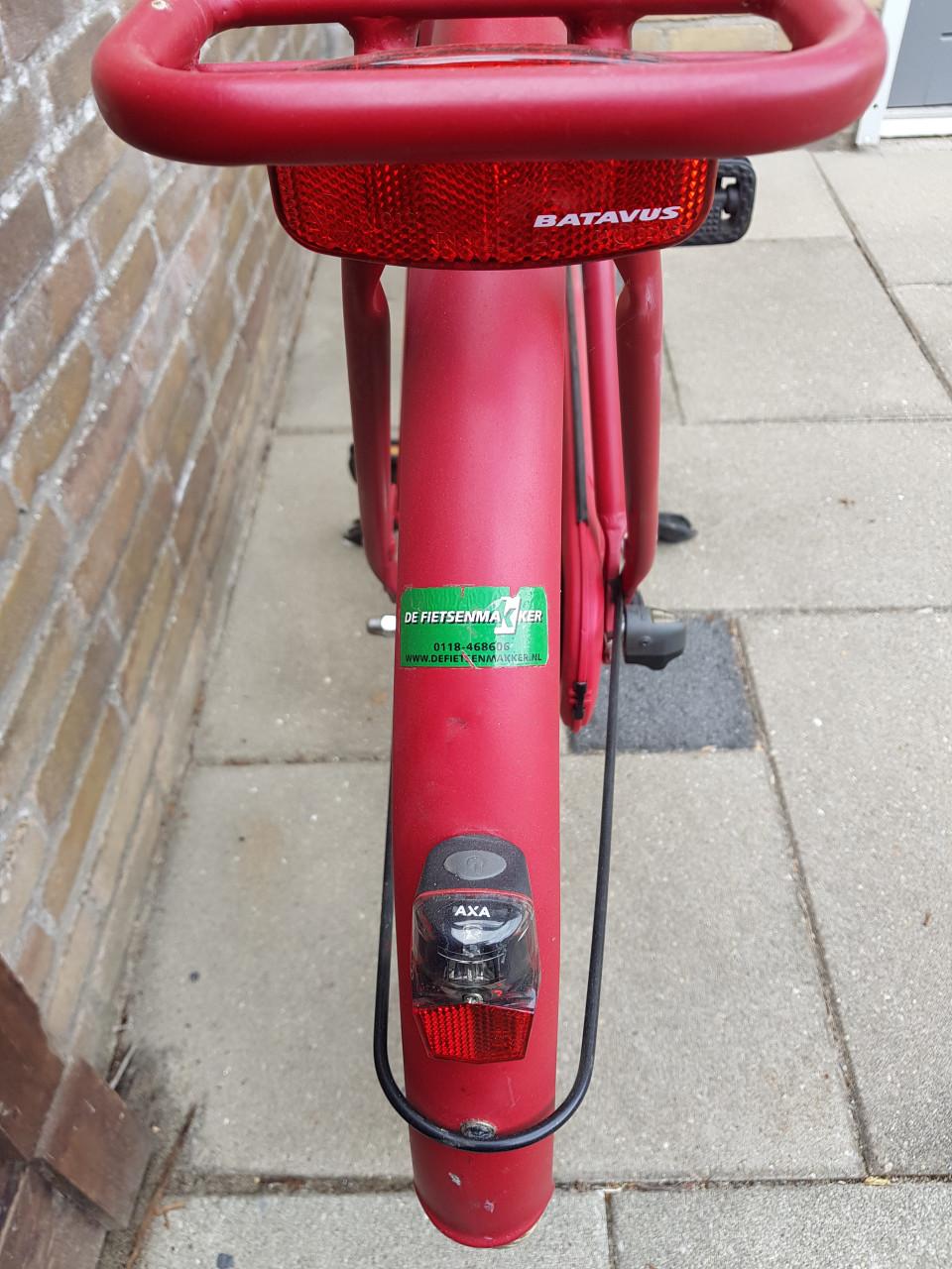 Rode opoefiets met voordrager + 3 versnellingen