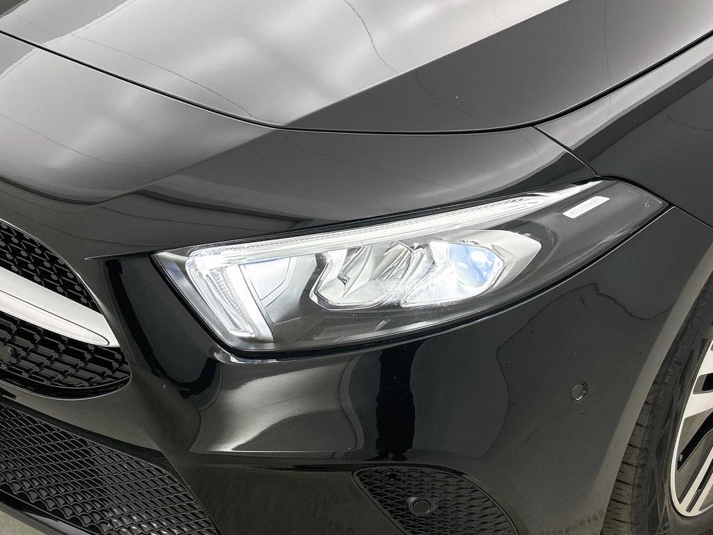 Mercedes-Benz A-Klasse 250 e plug-in hybride business solution luxury | led