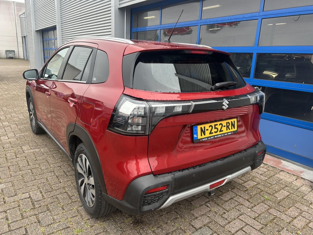 Suzuki Sx4 S-cross 1.4 boosterjet stijl smart hybrid