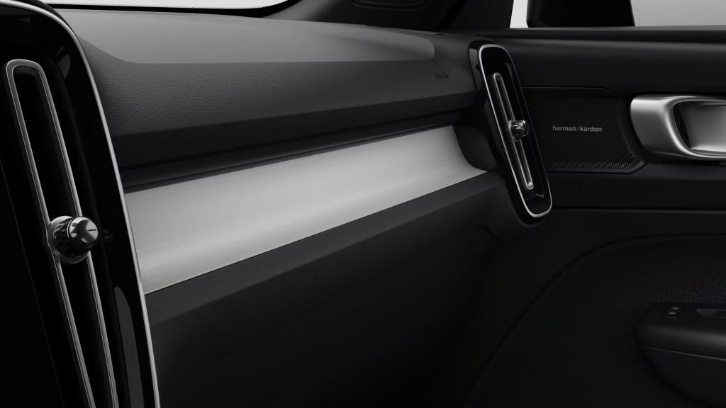 Volvo XC40 b4 gt plus dark visual park assist