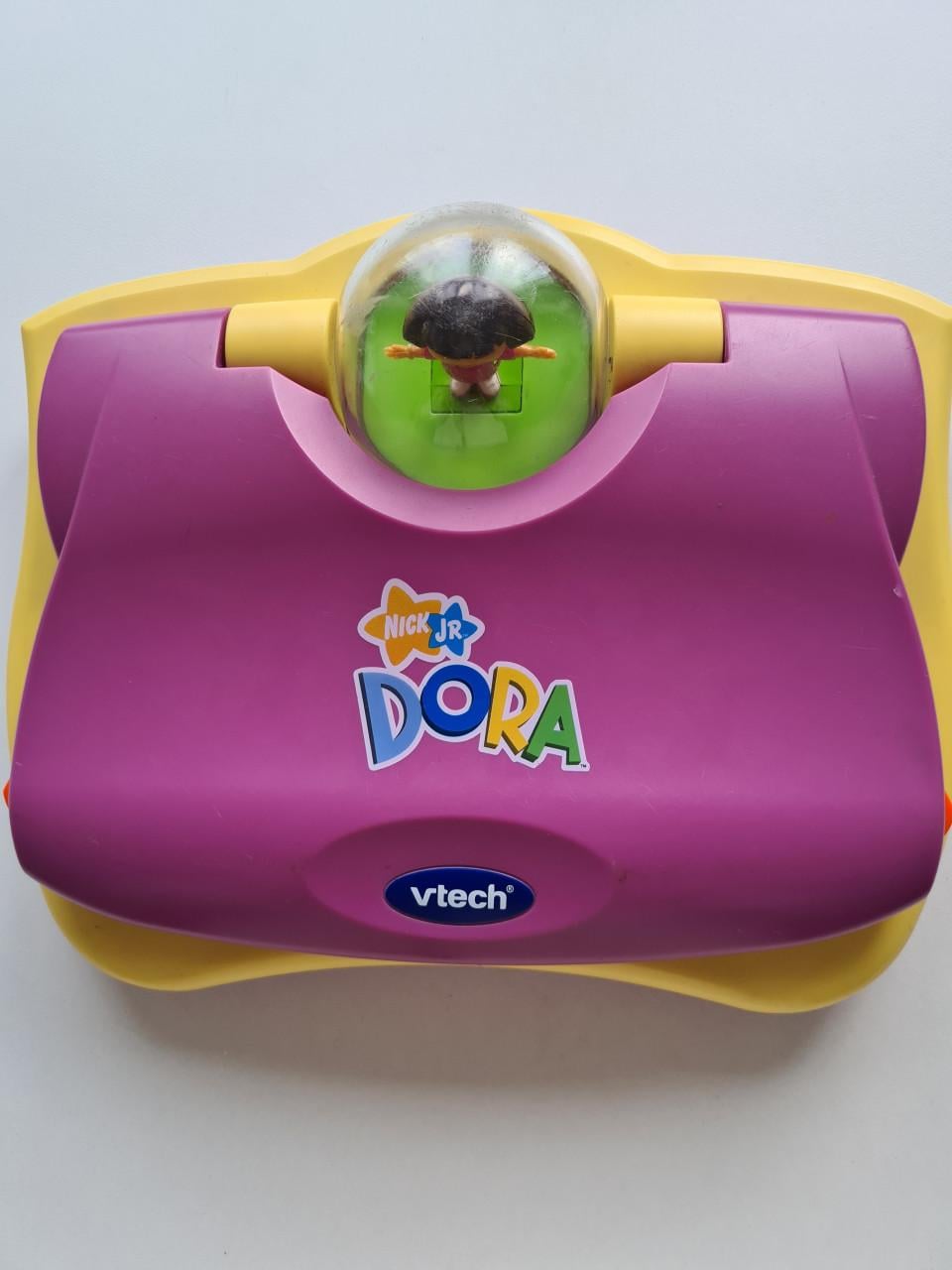 VTech Dora avonturenlaptop, een educatief speelgoedapparaat.