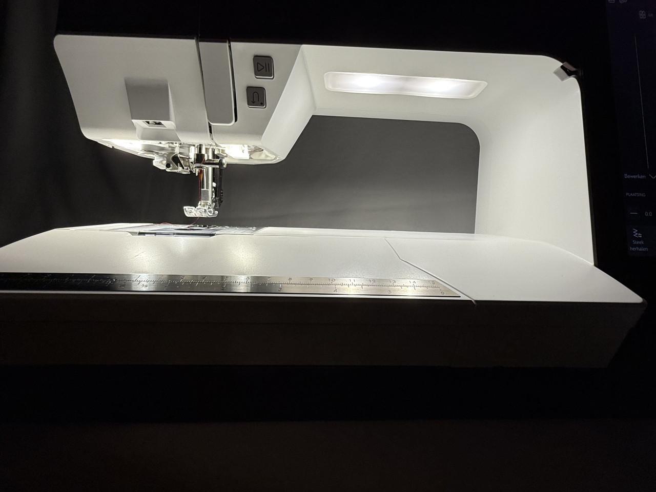 Expression™ 715 en  quilt expression™ 725 PFAFF