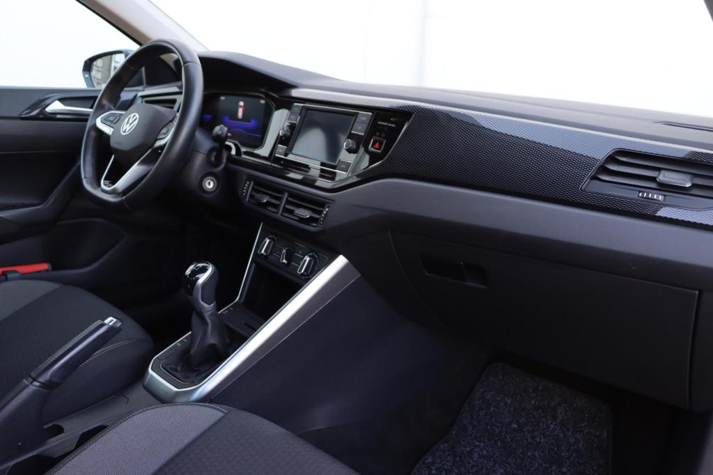 Volkswagen Polo 1.0 tsi life | carplay | sensoren | adaptive