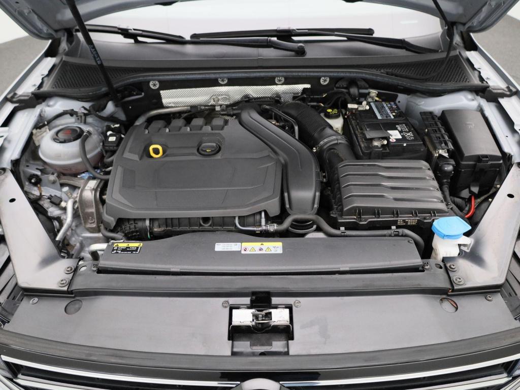 Volkswagen Passat variant 1.5 tsi business | automaat | lmv | parkeer senso