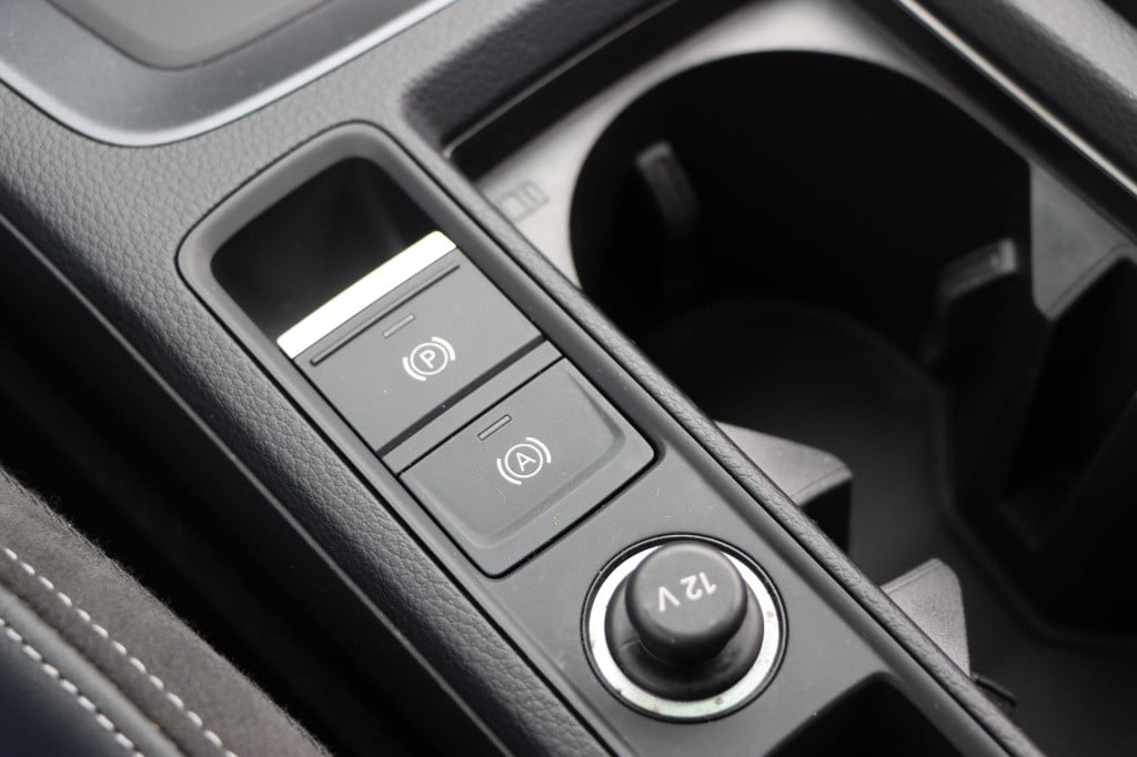 Audi Q3 35 tfsi s edition 150pk s-tronic