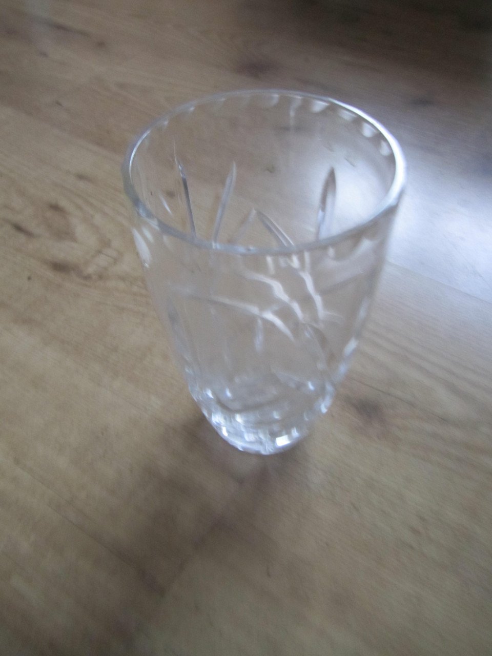 Kristallen Vaas H= 18 ø10,5  cm.