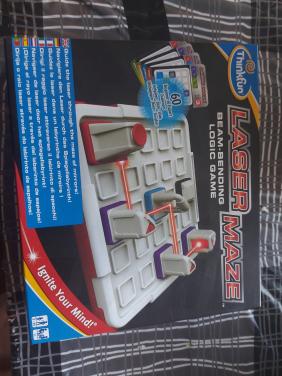 WERKEN MET EEN LASER! SUPER STOER EN ZIET ER ALS KADO SUPER UIT!!