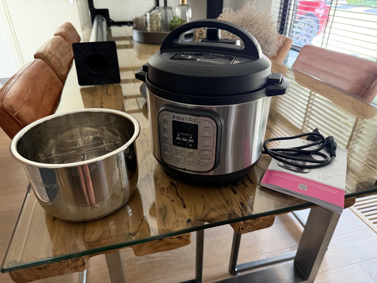 Multicooker Instant Pot Duo 3 liter