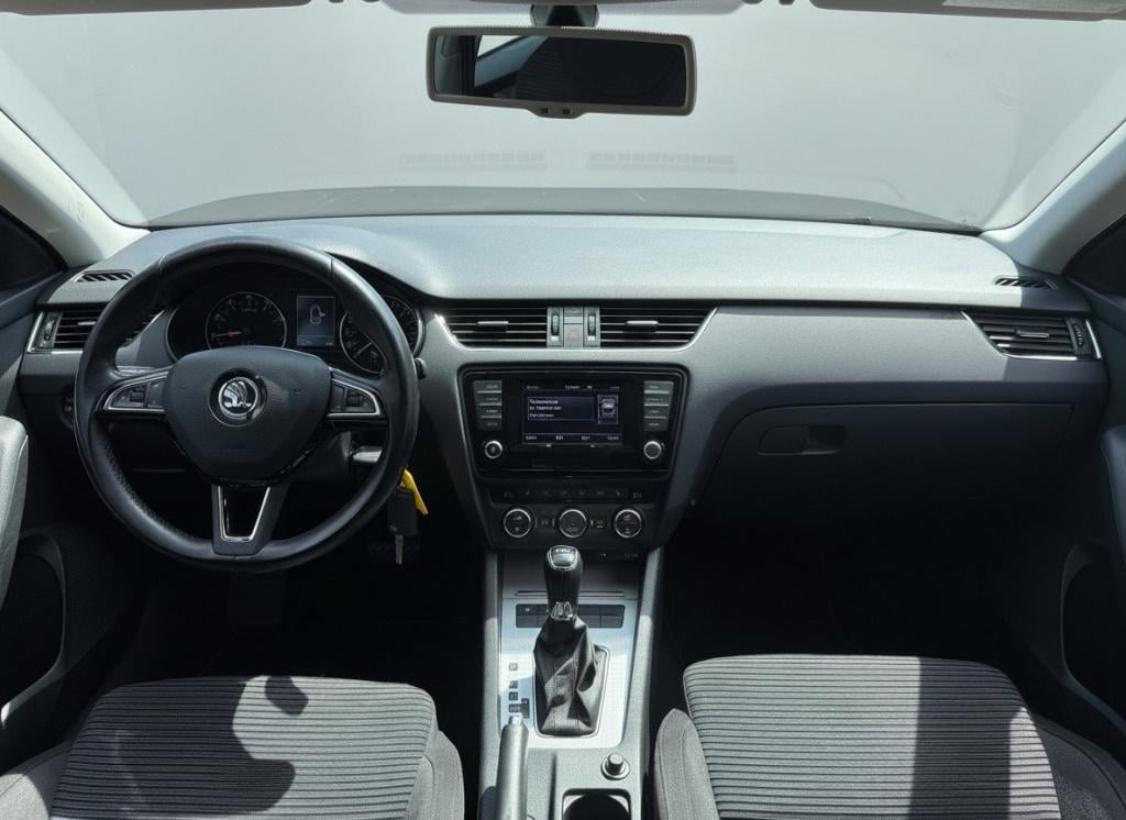 Skoda Octavia combi 1.4 tsi greentech ambition businessline automaat