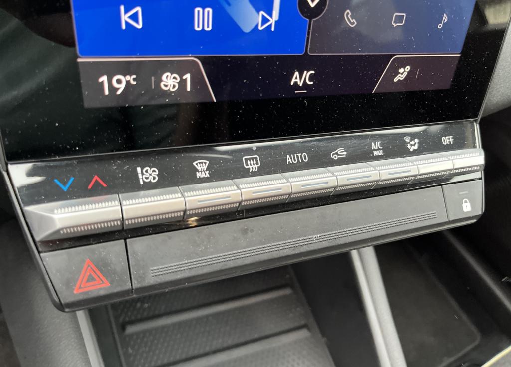 Renault Captur 1.6 e-tech full hybrid 145 techno
